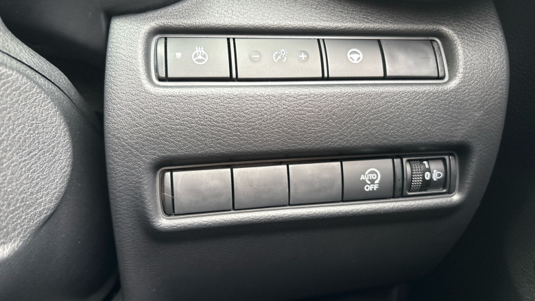 Nissan Juke 1.0 DiG-T Tekna 5dr Petrol Hatchback